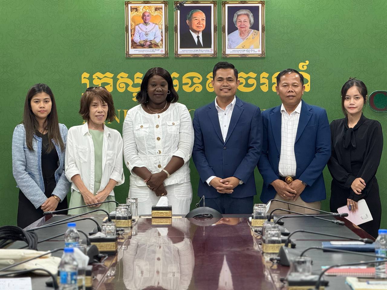 Discuss cooperation to promote sustainable tourism development and the development of green tourism destinations in Cambodia