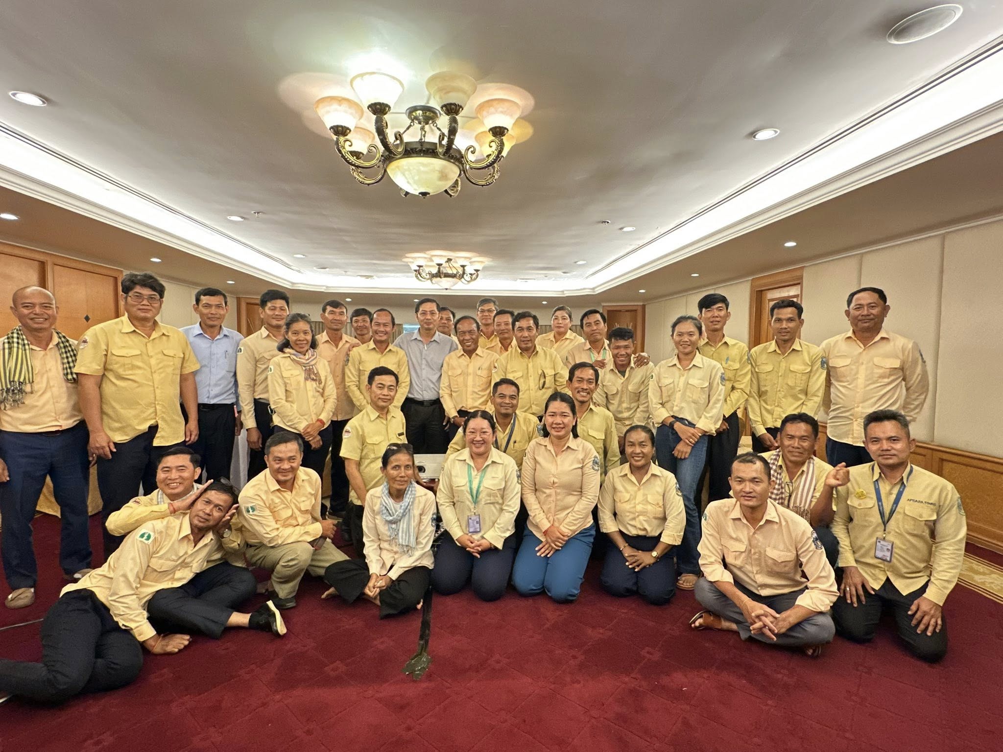 The activities of refresher training course for French-speaking tour guides 