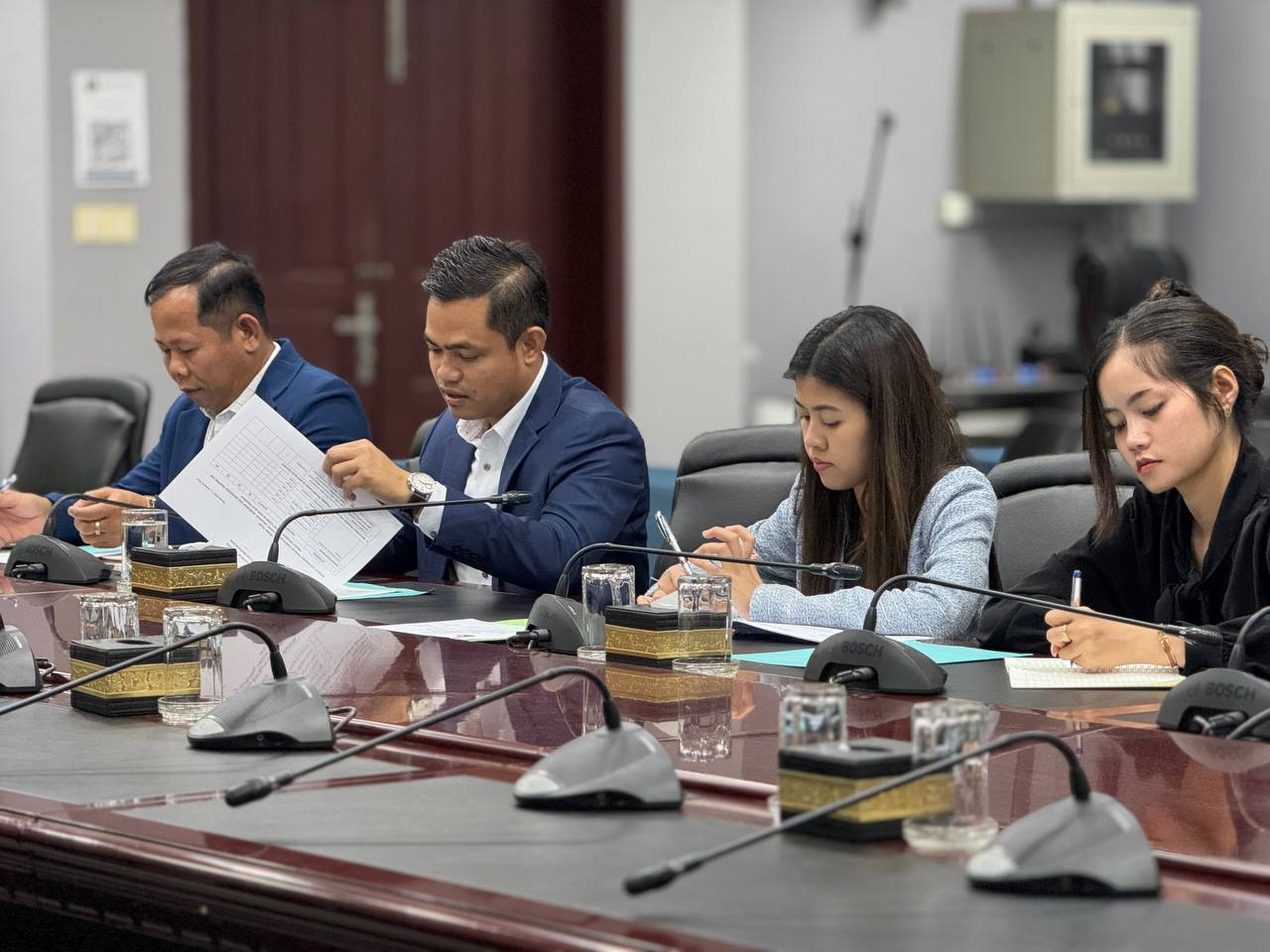 Discuss cooperation to promote sustainable tourism development and the development of green tourism destinations in Cambodia